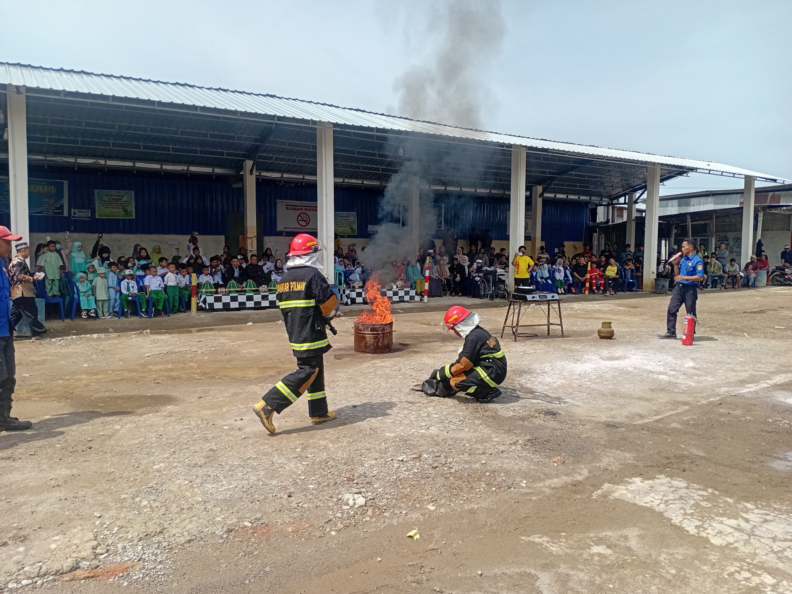 UPTD Damkar Polman Edukasi Keselamatan Kebakaran Ke Masyarakat Hingga Sektor Swasta