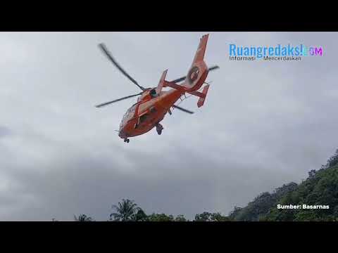 Dramatis, Jenazah Korban Pesawat di Jurang 200 Meter Berhasil Dievakuasi via Heli Dauphin